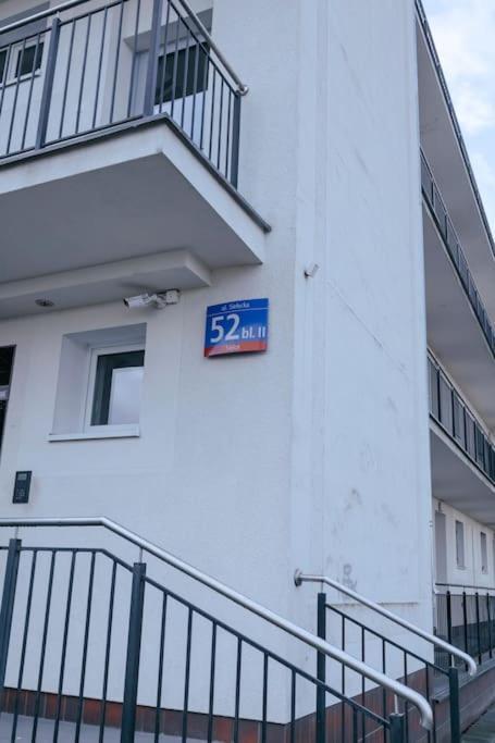 ワルシャワSielecka 52 - 4Os Apartamentアパートメント エクステリア 写真